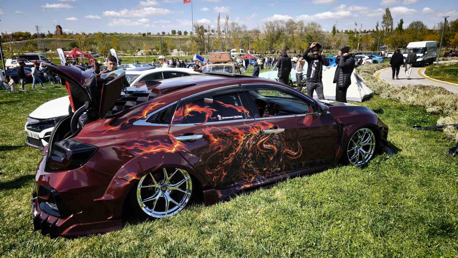 ANKARA OTOMOBİL SPOR KULÜBÜ (ANOK) FEST’26 150 ÖZEL OTOMOBİL VE BİRÇOK OTOMOBİL GÖSTERİSİYLE OTOMOBİL TUTKUNLARINI AĞIRLIYOR.