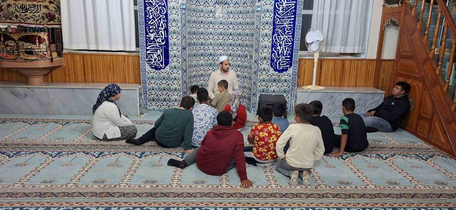 EĞİTİME KATILAN ÖĞRENCİLER