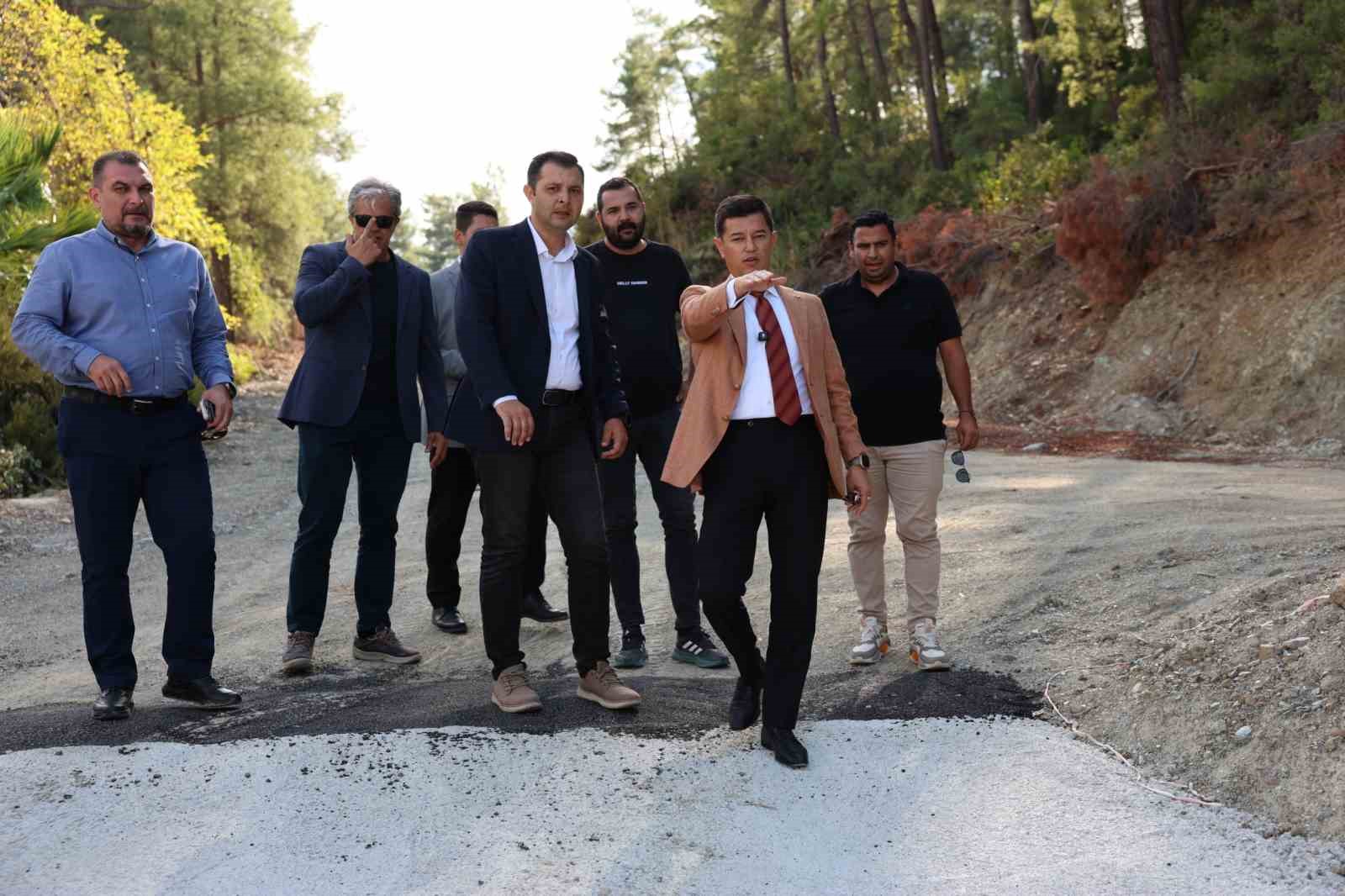 BAŞKAN ÜNLÜ ÇETİBELİ’NDE YOL ÇALIŞMALARINI İNCELEDİ