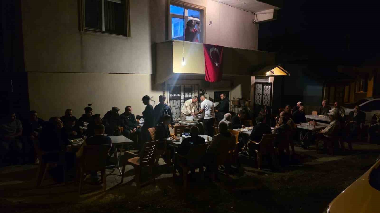 KURAN DİNLETİSİ