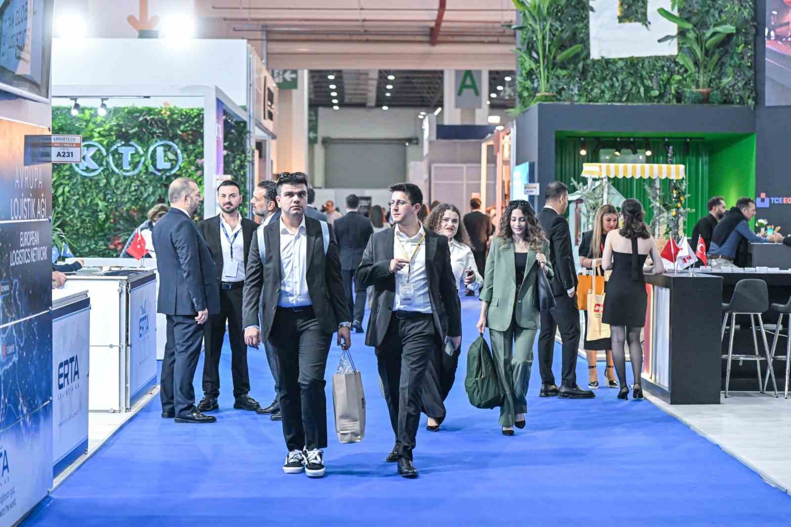 İZMİR BÜYÜKŞEHİR BELEDİYESİ EV SAHİPLİĞİNDE, İZFAŞ TARAFINDAN DÜZENLENEN LOGISTECH-5. ULUSLARARASI LOJİSTİK, DEPOLAMA VE TEKNOLOJİLERİ FUARI, FUAR İZMİR’DE KAPILARINI AÇTI.