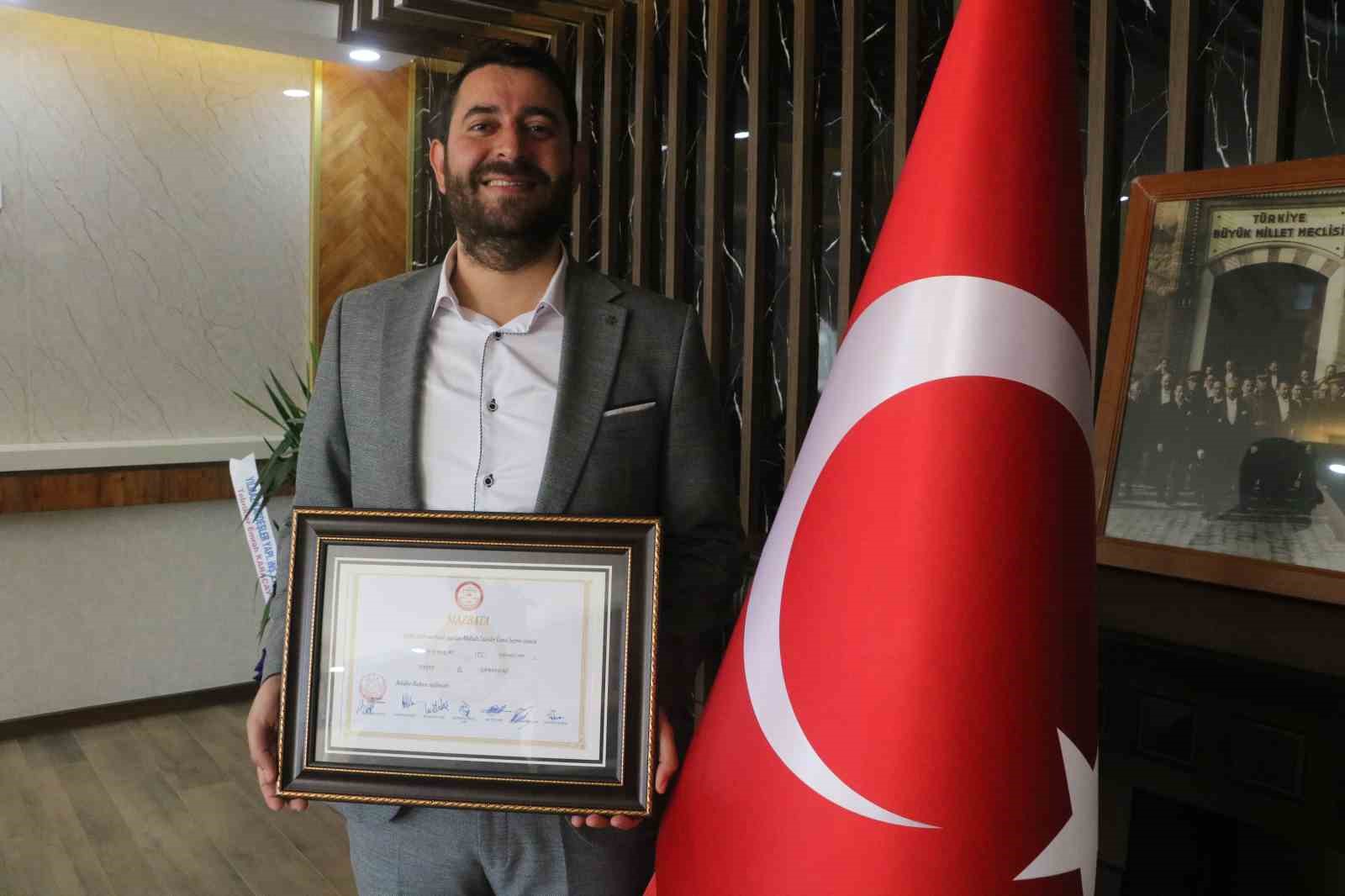 SAMANDAĞ BELEDİYE BAŞKANI EMRAH KARAÇAY (ARŞİV)