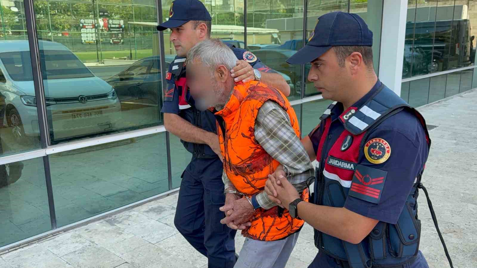 O.S. (75),  JANDARMA TARAFINDAN GÖZALTINA ALINDI.