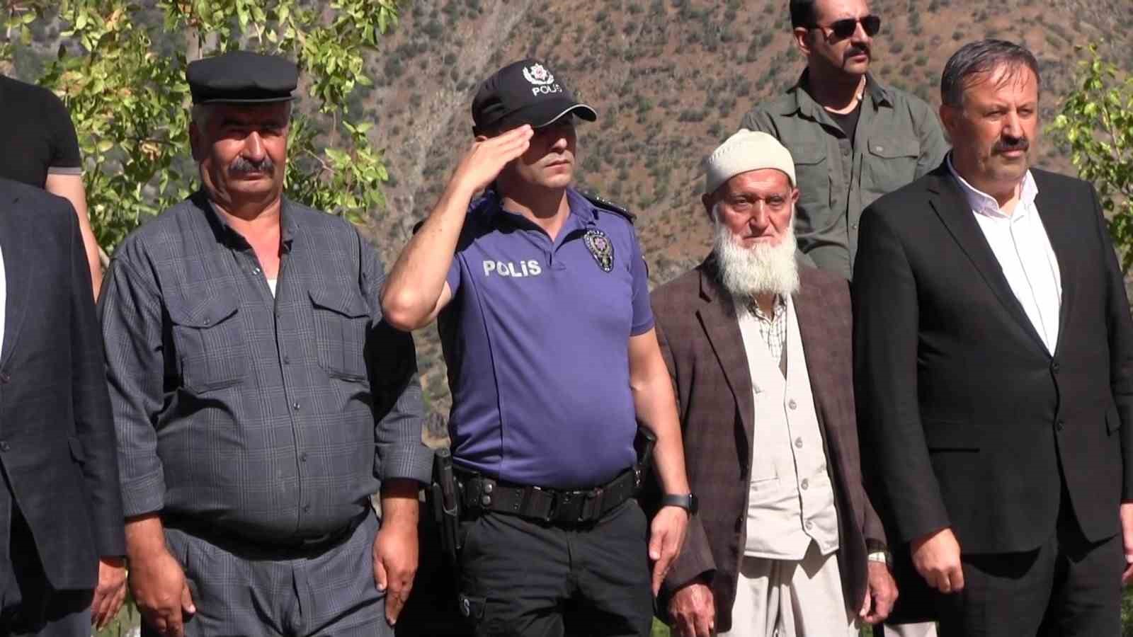 SİİRT’TE TERÖR ÖRGÜTÜ PKK'NIN KATLETTİĞİ 37 MASUM KURBAN TÖRENLE ANILDI