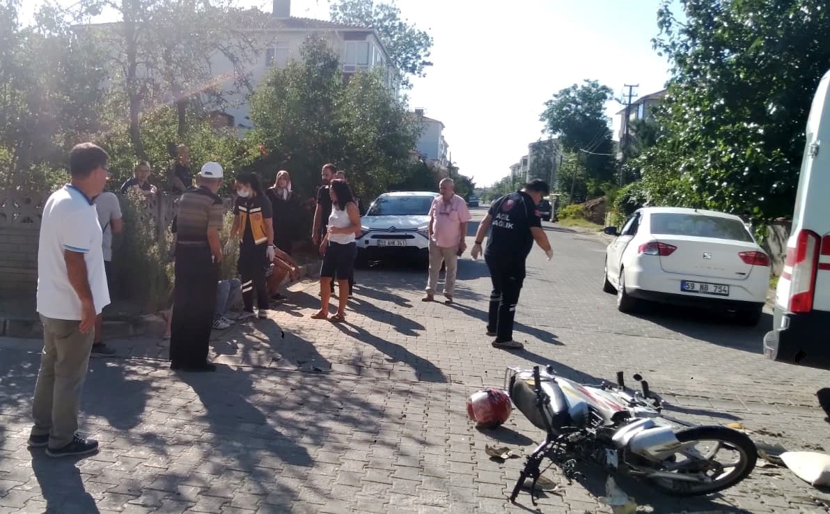 MOTOSİKLET SÜRÜCÜSÜ YARALANDI.