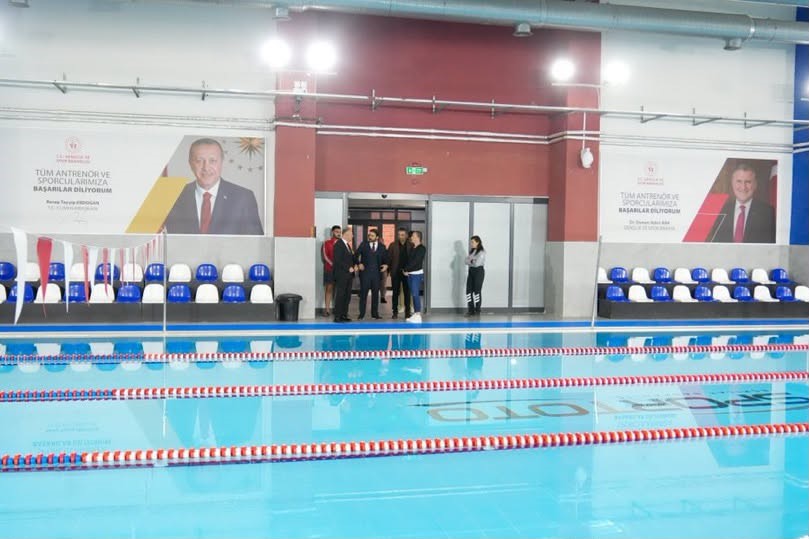 ÖZALP, BANDIRMA’DA GENÇLİK VE SPOR TESİSLERİNİ İNCELEDİ