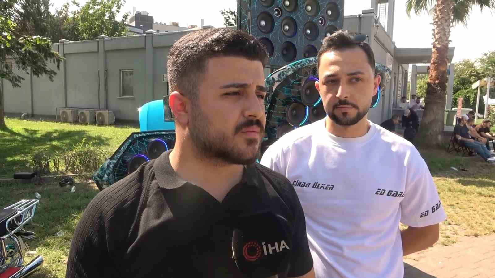 EMRE DEMİR, OTOMOBİLİNE YAKLAŞIK 1,5 MİLYON LİRA HARCADIĞINI SÖYLEDİ.