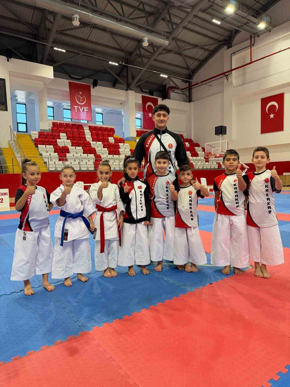 SPOR TOTO YILDIZLAR LİGİ 3. ETAP MÜSABAKALARINDA MÜCADELE EDEN ISPARTA’DAN KARAKAŞ SPOR KULÜBÜ, 43 MADALYA KAZANARAK GENEL KLASMANDA ÜÇÜNCÜ OLDU.