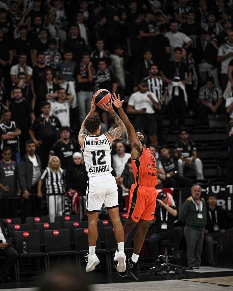 BEŞİKTAŞ, EUROLEAGUE'İN İLK HAFTASINDA SAHASINDA İSPANYOL EKİBİ VALENCİA BASKET'E 96-94 MAĞLUP OLDU.