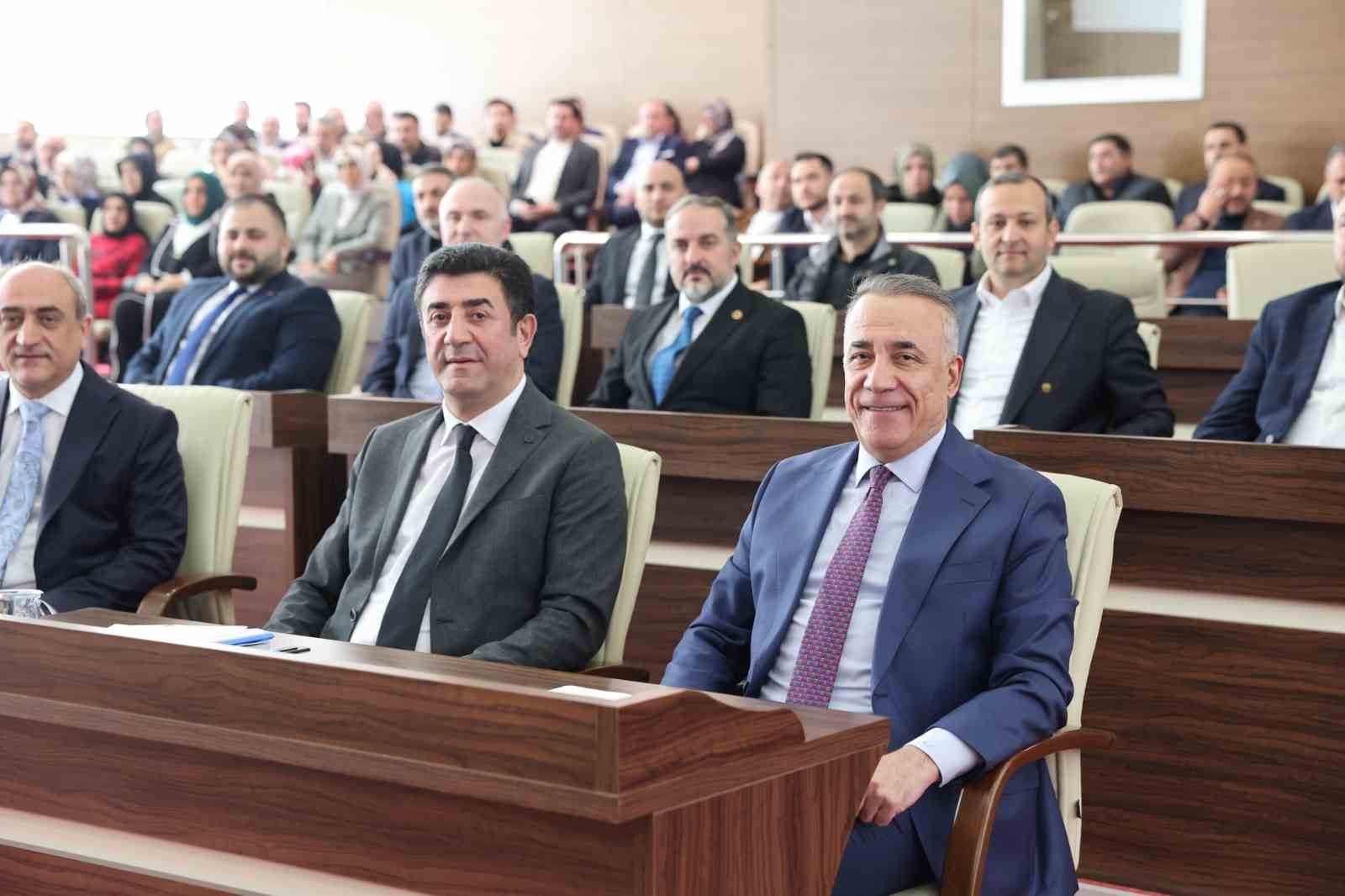MECLİS TOPLANTISINDA SULTANGAZİ İLE ERZURUM'UN AŞKALE İLÇESİNİN KARDEŞ BELEDİYE OLMASINA KARAR VERİLDİ.