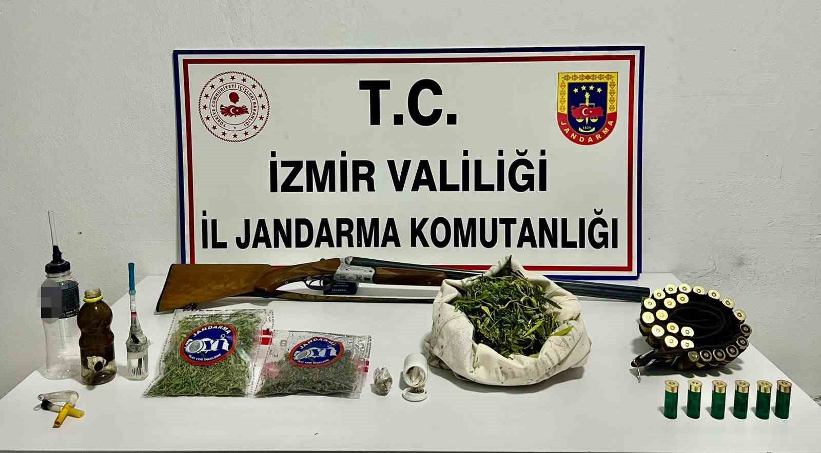 POLİS VE JANDARMA EKİPLERİ TARAFINDAN DÜZENLENEN ORTAK VE EŞ ZAMANLI OPERASYONDA 44 ŞÜPHELİ YAKALANIRKEN YÜKLÜ MİKTARDA UYUŞTURUCU MADDE ELE GEÇİRİLDİ.
