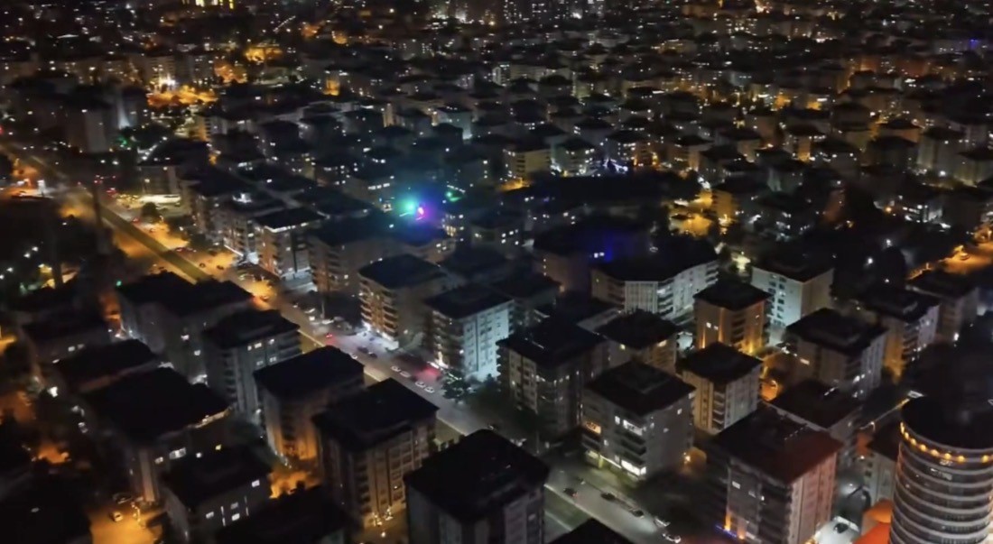 GAZİANTEP’TE KENTİN HUZUR VE GÜVENİ İÇİN SON TEKNOLOJİ 36 ADET DRON İLE HAVADAN DENETİM YAPILIYOR.