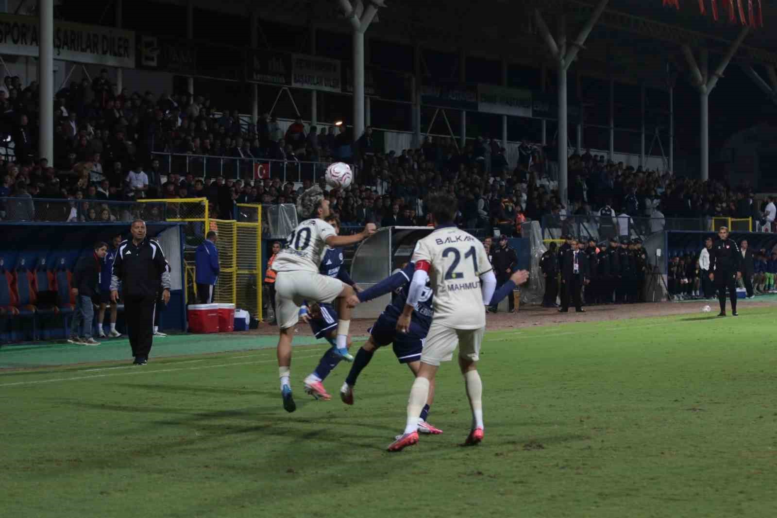 FETHİYESPOR, ANKARAGÜCÜ İLE 2-2 BERABERE KALDI