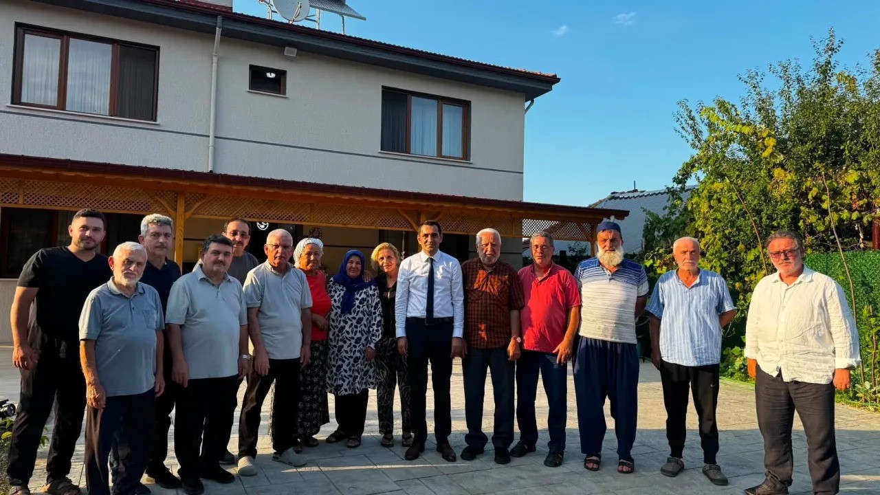 AYANCIK KAYMAKAMI MEVLANA KÜRKCÜ, KÖY ZİYARETLERİ KAPSAMINDA DOLAY, ÜNLÜCE VE ORTALIK KÖYLERİNİ ZİYARET EDEREK VATANDAŞLARIN TALEP VE İHTİYAÇLARINI YERİNDE DİNLEDİ.