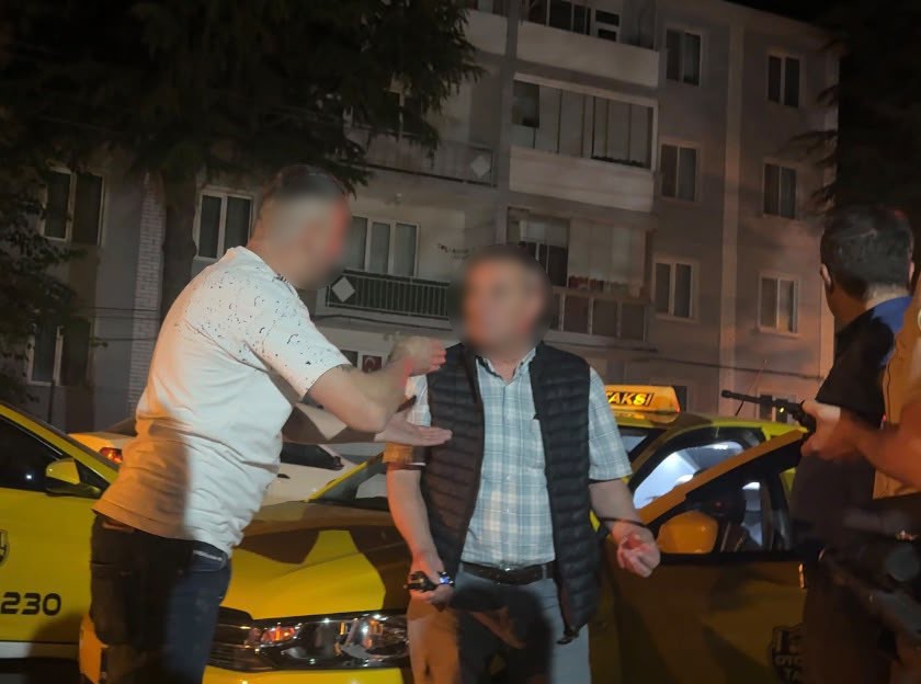TAKSİCİ VE DARP EDİLEN SÜRÜCÜ