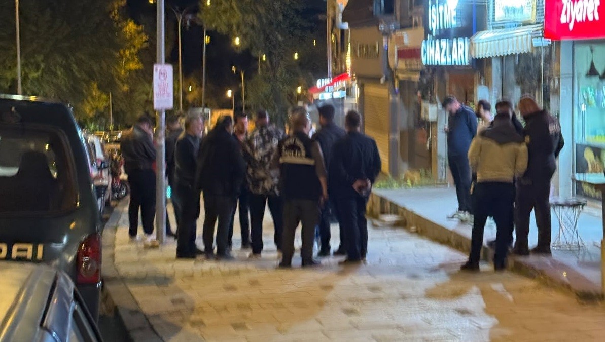 BİLECİK’TE BİR KİŞİYİ BIÇAKLAYAN ŞAHIS OLAY YERİNDEN KAÇTI