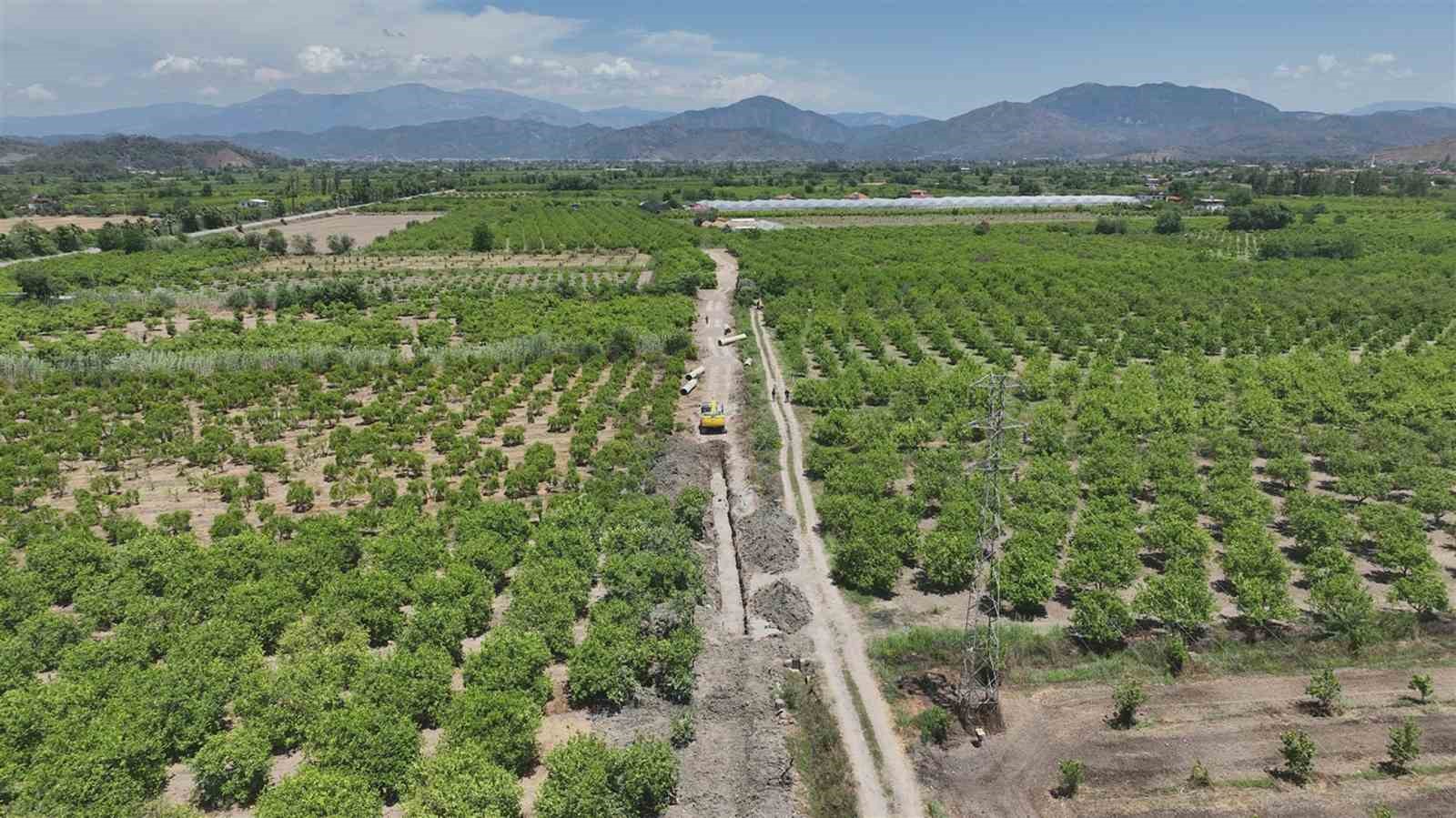 TARIM VE ORMAN BAKANLIĞI TARAFINDAN DALAMAN OVASINDA MODERN SULAMA SİSTEMİ ÇALIŞMALARI DEVAM EDERKEN, 121 BİN 240 DEKAR ALAN MODERN SULAMA SİSTEMİ İLE BULUŞTURULACAK.