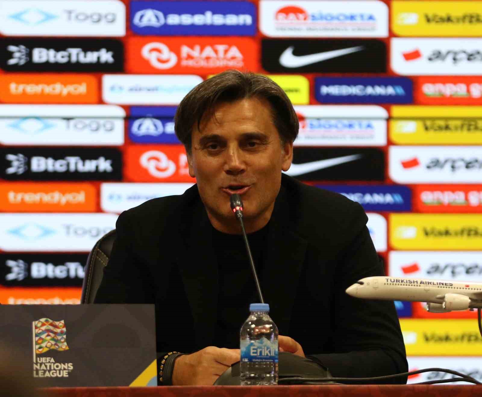A MİLLİ FUTBOL TAKIMI TEKNİK DİREKTÖRÜ VİNCENZO MONTELLA, FRANSA MAÇI ÖNCESİ ÇOK ÖNEMLİ EKSİKLERİNİN OLDUĞUNU BELİRTEREK, "LİSTEDE OLAN TÜM FUTBOLCULARA GÜVENİYORUZ" DEDİ.