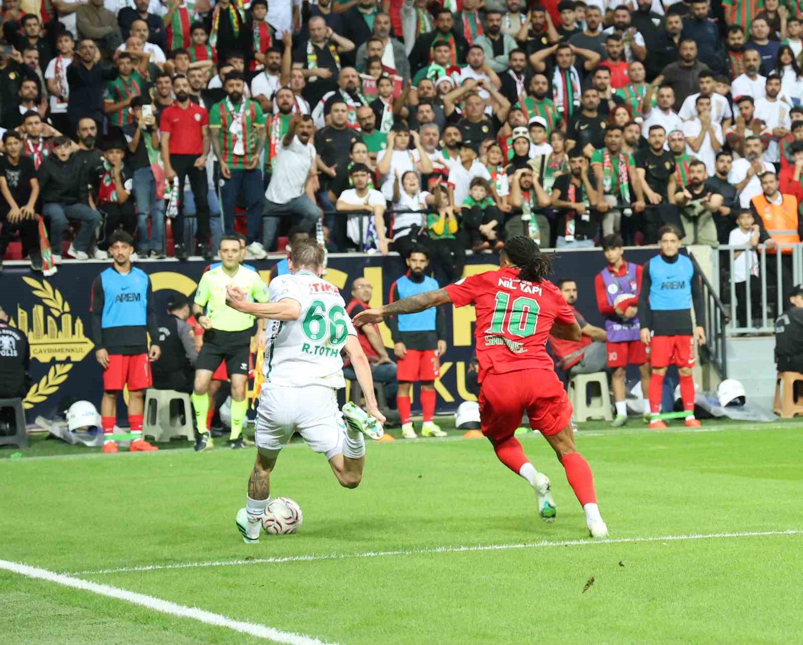 TRENDYOL SÜPER LİG’İN 8. HAFTASINDA AMED SPORTİF FAALİYETLER, EVİNDE KARŞILAŞTIĞI KONYASPOR’U 1-0’LIK SKORLA MAĞLUP ETTİ.