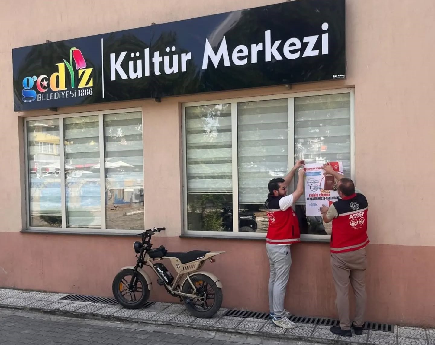 GEDİZ’DE EVLENECEK GENÇLERE YÖNELİK DESTEK PROJESİ TANITILIYOR