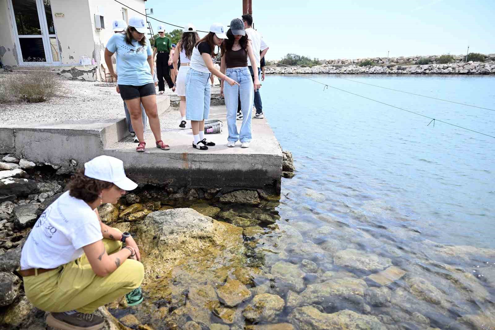 MERSİN BÜYÜKŞEHİR BELEDİYESİ, MEDCİTİES (AKDENİZ KENTLERİ AĞI) VE AVRUPA BİRLİĞİ HORİZON 2020 PROGRAMI KAPSAMINDA YÜRÜTÜLEN ANERIS PROJESİ İŞ BİRLİĞİYLE HAYATA GEÇİRİLEN MINKA PROJESİ ÇERÇEVESİNDE VATANDAŞ BİLİMİ ETKİNLİĞİNİN İKİNCİSİNİ GERÇEKLEŞTİRDİ. ETKİNLİKTE, KIYI VE DENİZLERDEKİ CANLI TÜRLERİ GÖZLEMLENEREK MINKA MOBİL UYGULAMASI ÜZERİNDEN KAYIT ALTINA ALINDI.