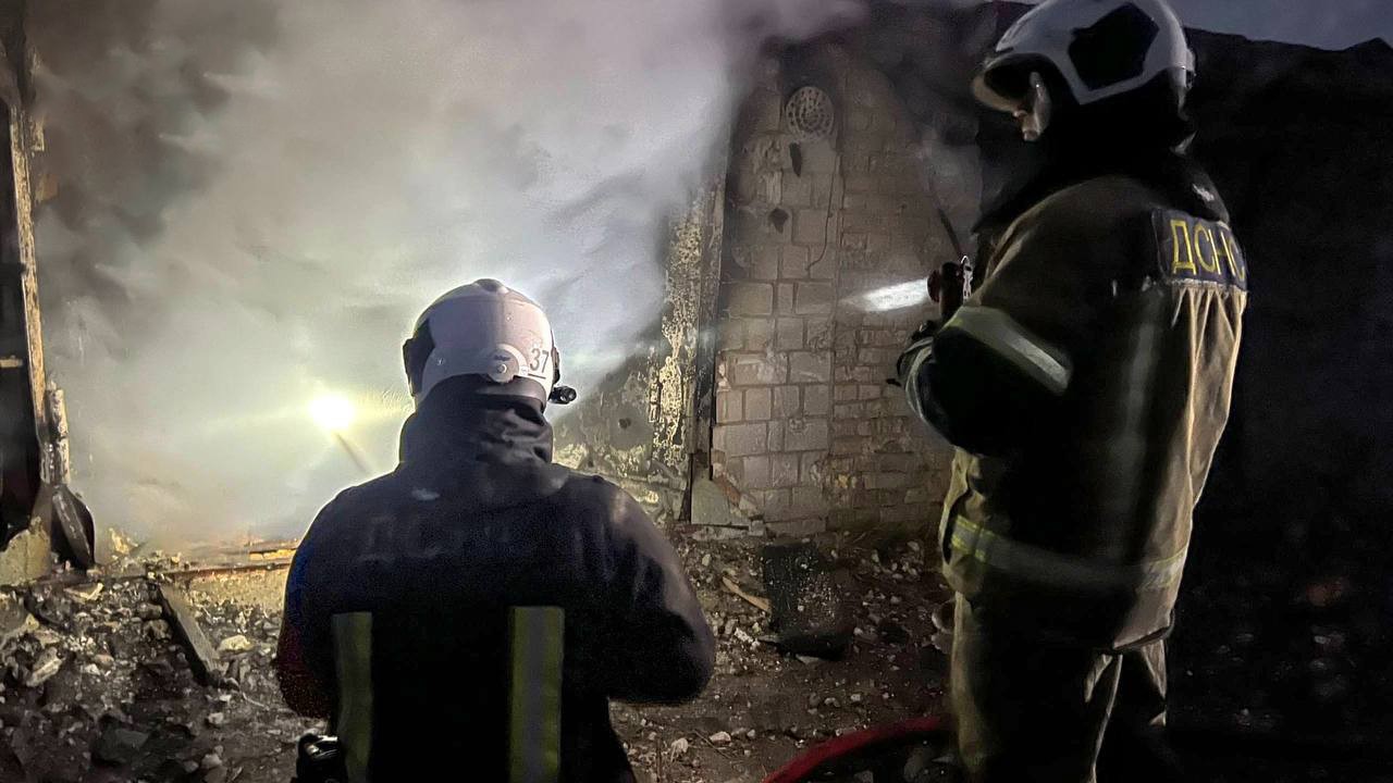 RUS GÜÇLERİNİN UKRAYNA’NIN BAŞKENTİ KİEV VE ÇEVRESİNE DÜZENLEDİĞİ SALDIRIDA 3 KİŞİ HAYATINI KAYBEDERKEN, 7 KİŞİ YARALANDI.