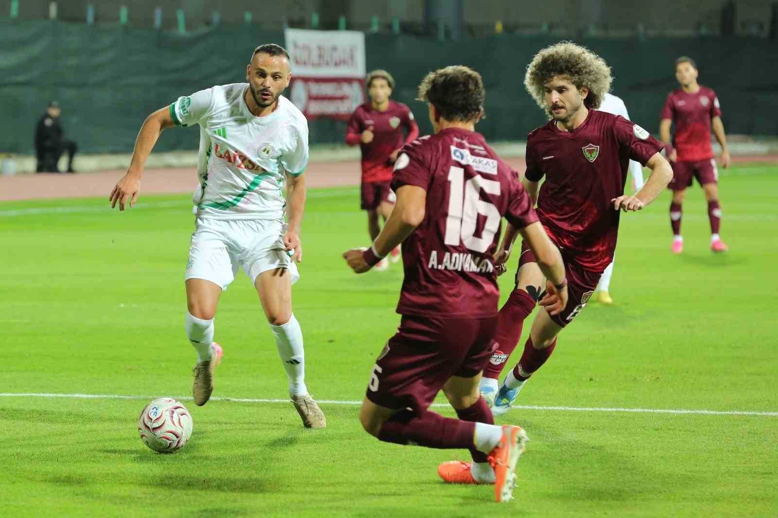 TFF 2. LİG BEYAZ GRUP 5. HAFTA MAÇINDA ISPARTA 32 SPOR, KONUK ETTİĞİ HATAYSPOR’U 1-0 MAĞLUP ETTİ.