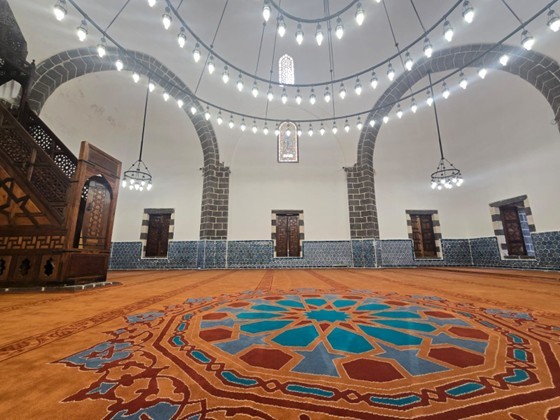 KÜLTÜR VE TURİZM BAKANI MEHMET NURİ ERSOY, SOSYAL MEDYA PAYLAŞIMINDA DİYARBAKIR VE BİNGÖL’DE RESTORASYONU TAMAMLANAN ASIRLIK 6 MABEDİN YENİDEN CEMAATLERİYLE BULUŞACAĞINI AÇIKLADI.