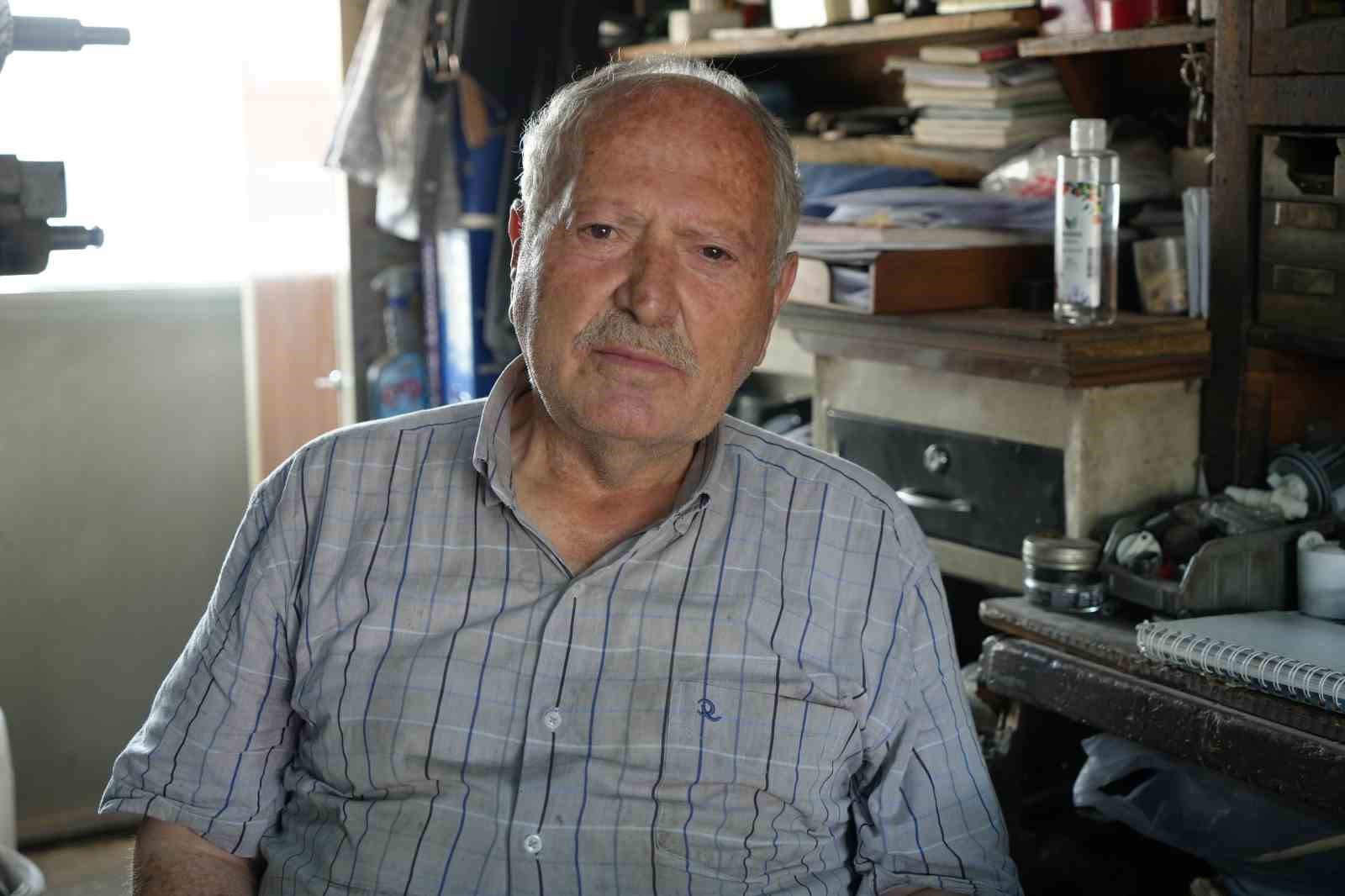 ERZİNCAN’DA 1967 YILINDA BAŞLADIĞI TORNA USTALIĞINI 78 YAŞINDA DA SÜRDÜREN BEKİR YILDIZ, GELENEKSEL YÖNTEMLERLE YAPTIĞI ÇALIŞMALARLA GENÇLERE ADETA MEYDAN OKUYOR