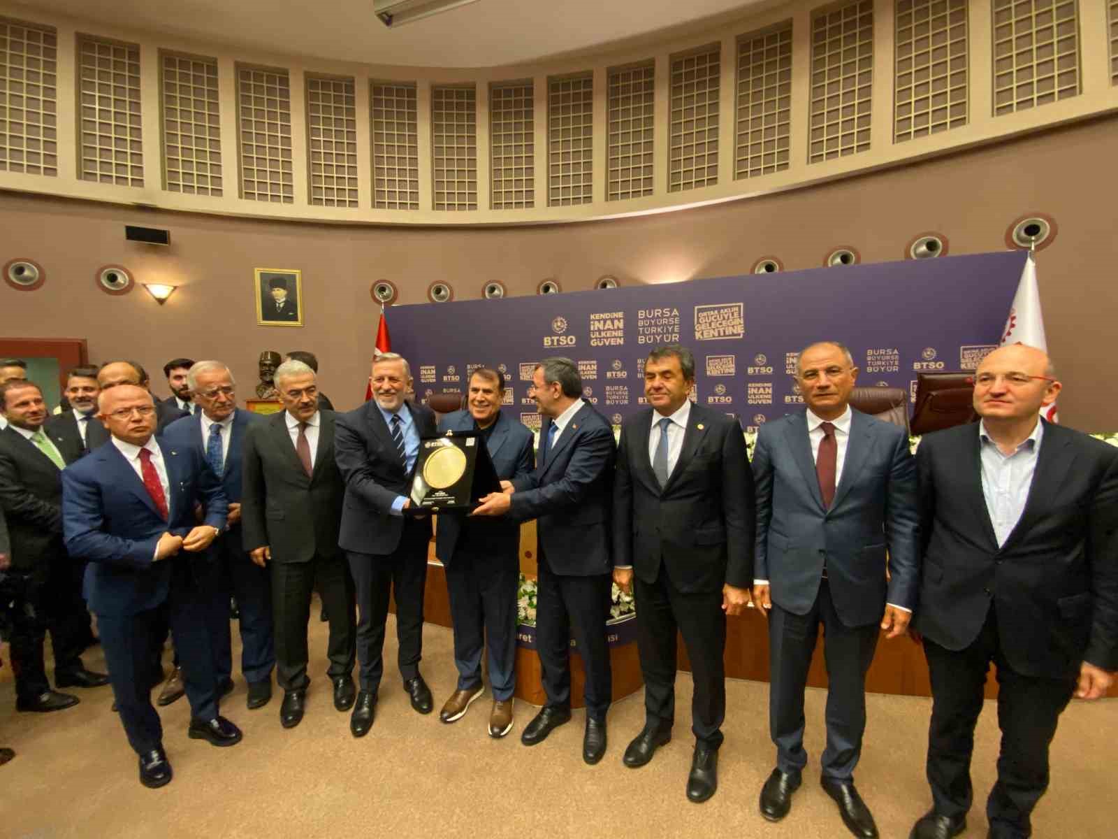 TOPLANTIDA SANAYİCİLERİN FİNANSMANA ERİŞİMİ, EKONOMİK GELİŞMELER VE TÜRKİYE’NİN KALKINMA HEDEFLERİ ELE ALINDI.