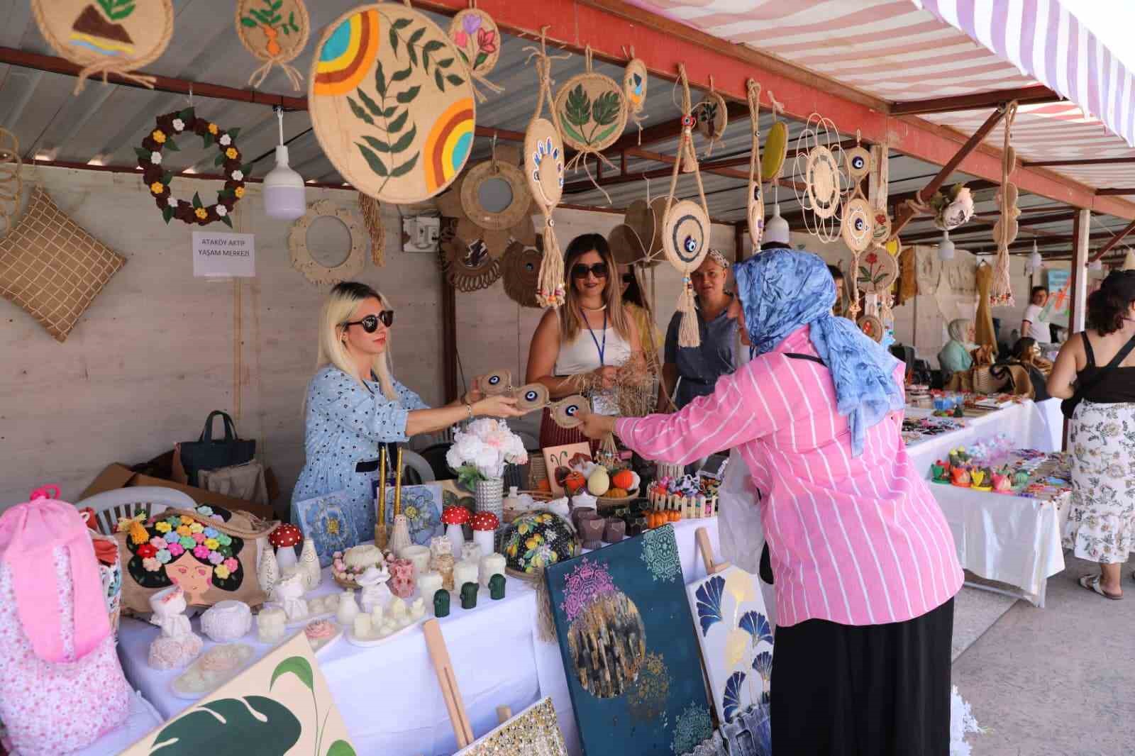 SAMSUN BÜYÜKŞEHİR BELEDİYESİ TARAFINDAN KADINLARIN ÜRETİME KATILIMINI DESTEKLEMEK VE KADIN EMEĞİNİ DAHA GÖRÜNÜR HALE GETİRMEK AMACIYLA DÜZENLENEN KADIN EMEĞİ FESTİVALİ BAŞLADI.