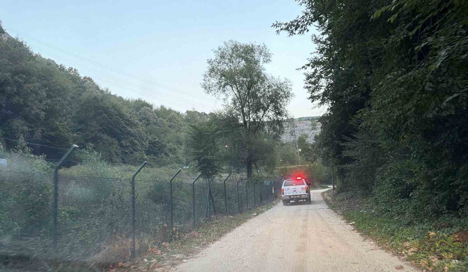 HASANLAR BARAJI YAKINLARINDA 3 ÇOCUĞUN SUYA GİRDİKTEN SONRA KAYBOLDUĞU YÖNÜNDEKİ İHBAR, EKİPLERİ HAREKETE GEÇİRDİ.