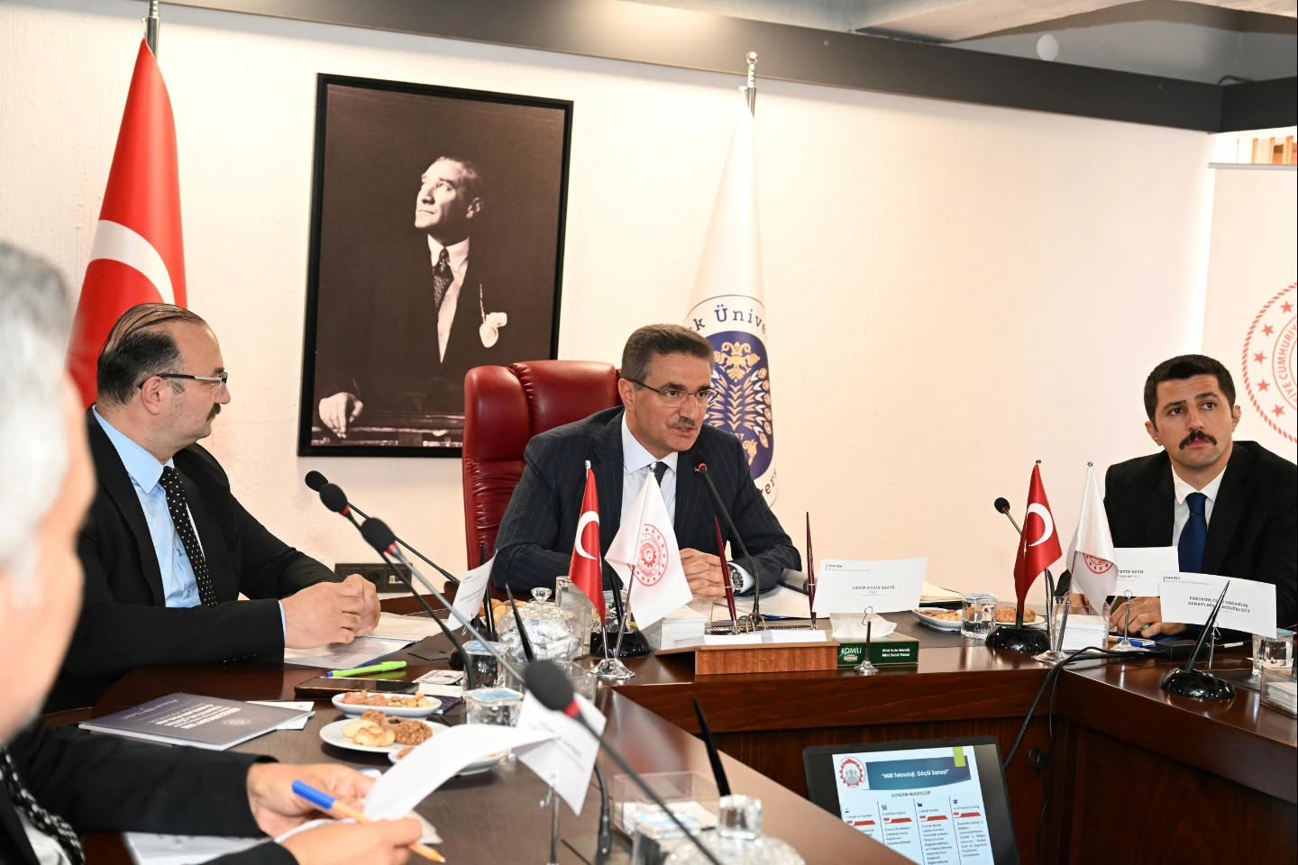 ERZURUM’DA ATATÜRK ÜNİVERSİTESİ EV SAHİPLİĞİNDE DÜZENLENEN SANAYİ VE TEKNOLOJİ İŞBİRLİĞİ KURULU (SANTEK) TOPLANTISI’NA YAPILDI.