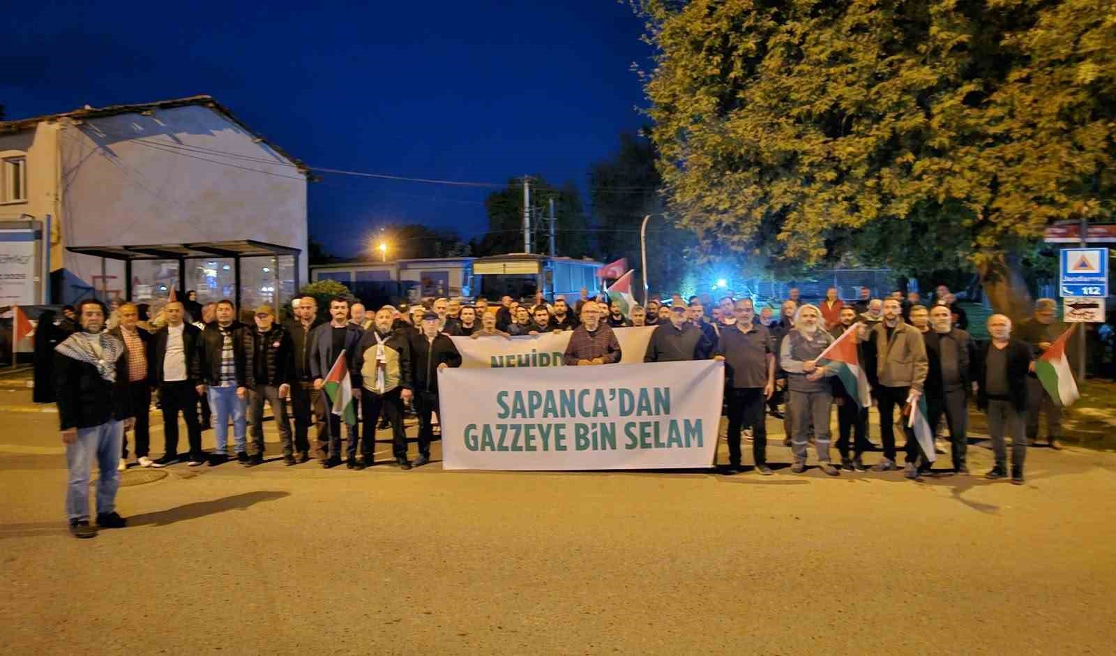 SAPANCA İLÇESİNDE "GAZZE İÇİN YÜRÜYORUZ" ETKİNLİĞİ DÜZENLENDİ.