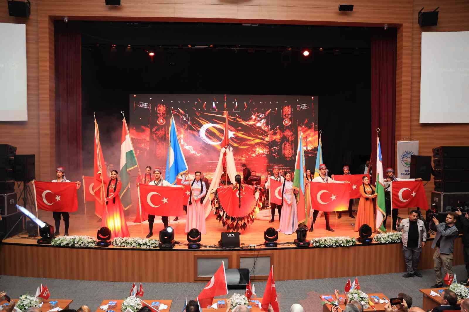TÜRK DÜNYASI ŞAİR VE YAZARLAR BULUŞMASI’NIN İKİNCİSİ, 15-17 EKİM 2026 TARİHLERİ ARASINDA GERÇEKLEŞTİRİLECEK.  (ARŞİV)
