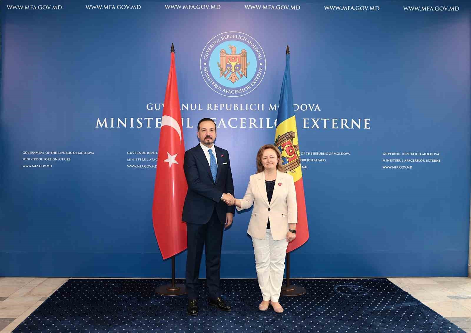 AK PARTİ GENEL BAŞKAN YARDIMCISI ZORLU, DIŞİŞLERİ BAKANLIĞI DEVLET SEKRETERİ CAROLİNA PEREBİNOS İLE GÖRÜŞTÜ
