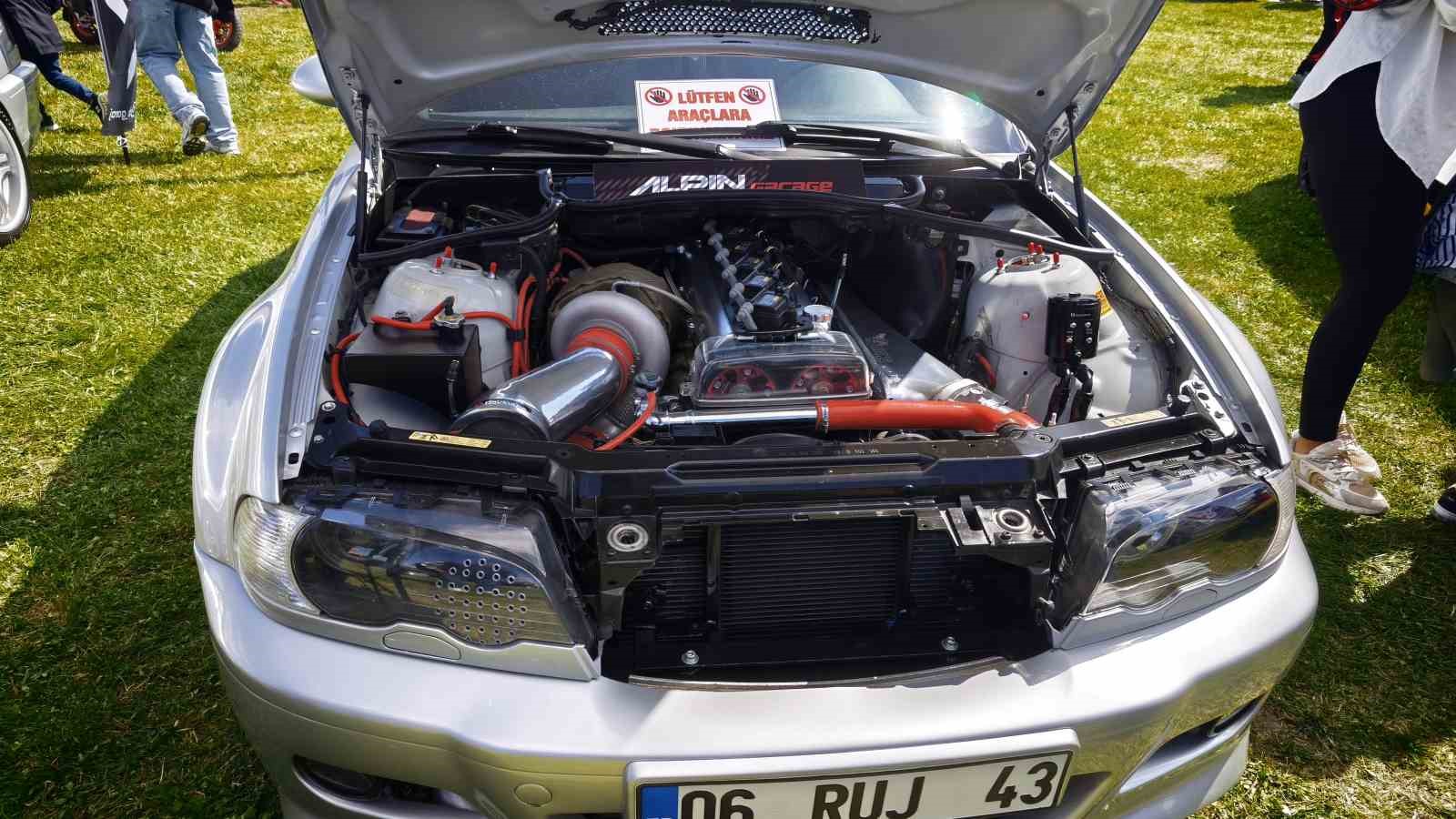 ANKARA OTOMOBİL SPOR KULÜBÜ (ANOK) FEST’26 150 ÖZEL OTOMOBİL VE BİRÇOK OTOMOBİL GÖSTERİSİYLE OTOMOBİL TUTKUNLARINI AĞIRLIYOR.