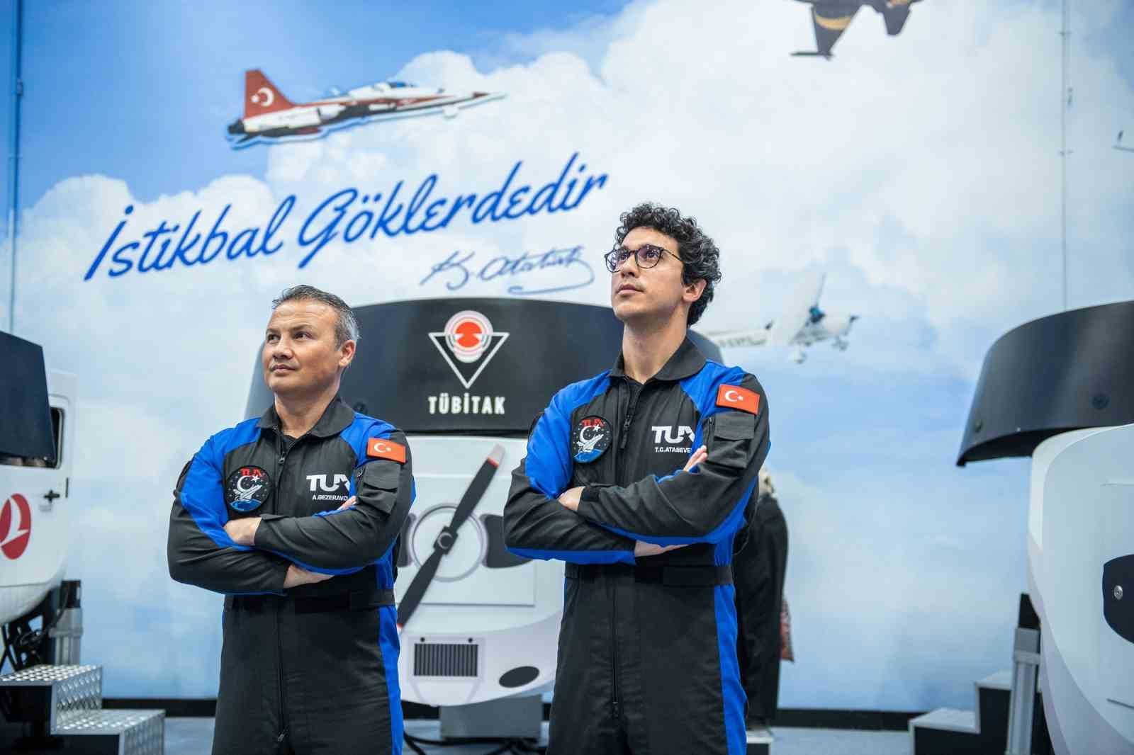 BURSA TİCARET VE SANAYİ ODASI (BTSO) YÖNETİM KURULU BAŞKANI İBRAHİM BURKAY, GÖKMEN UZAY HAVACILIK EĞİTİM MERKEZİ’NDE (GUHEM) HAYATA GEÇİRİLECEK GUHEM HAVACILIK VE UZAY TEKNOLOJİLERİ FEN LİSESİ İLE GELECEĞİN BİLİM İNSANLARINI YETİŞTİRECEKLERİNİ BELİRTEREK, "BURADAKİ EN BÜYÜK HEDEFİMİZ YETENEK MADENCİLİĞİ YAPMAK. FARKLI DÜŞÜNEN, FARKLI BAKAN VE ARAŞTIRAN GENÇLERİMİZİ ERKEN YAŞTA KEŞFEDEREK ÜLKEMİZİN UZAY VE HAVACILIK ALANINDAKİ DÖNÜŞÜMÜNE HAZIRLAYACAĞIZ" DEDİ.