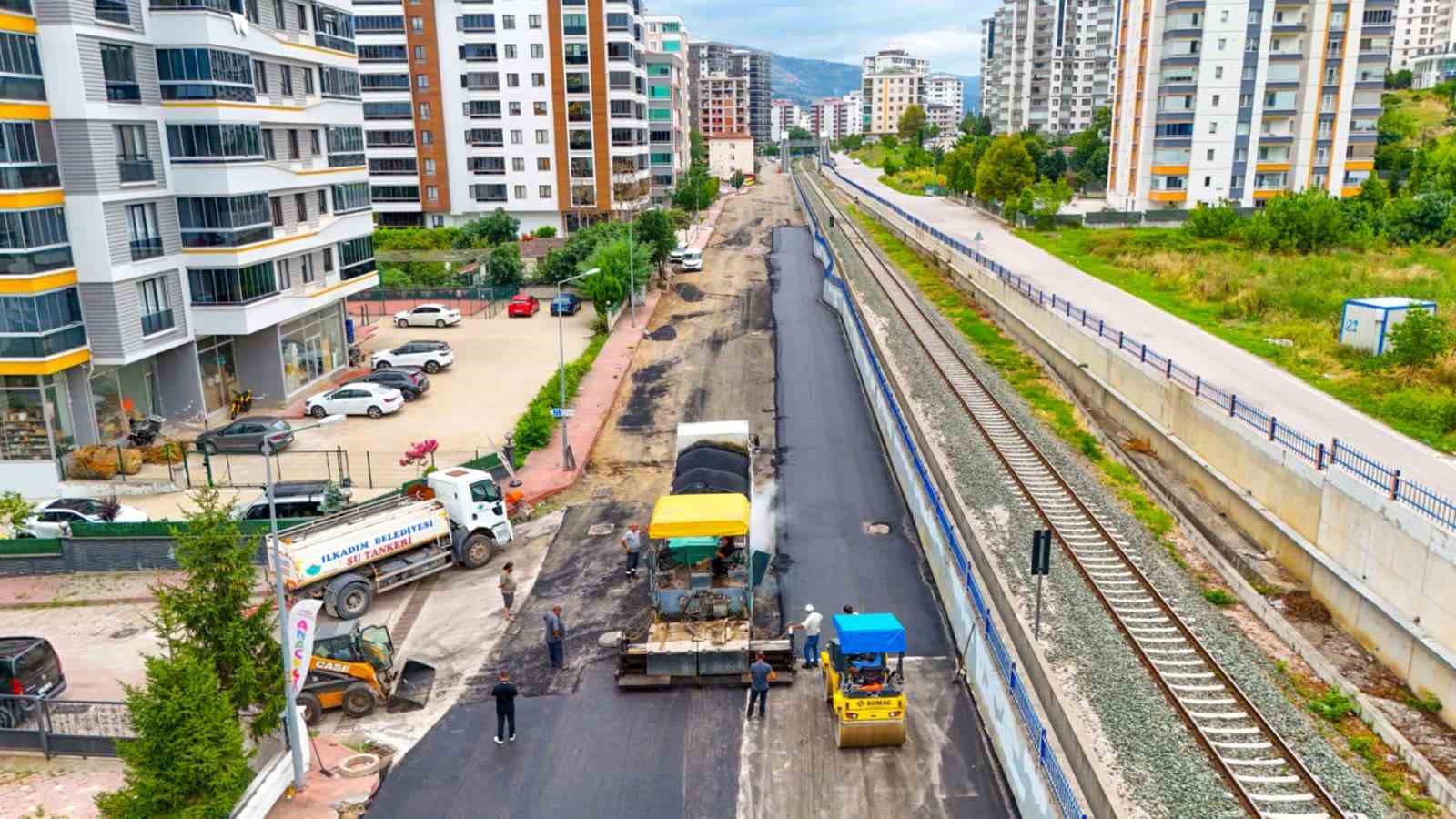 SAMSUN’UN İLKADIM BELEDİYE BAŞKANI İHSAN KURNAZ, İLÇEDE GERÇEKLEŞTİRİLEN YOL YATIRIMLARIYLA SÜRÜCÜ VE YAYALARA GÜVEN, KONFOR VE ESTETİĞİ BİR ARADA SUNDUKLARINI SÖYLEDİ.
