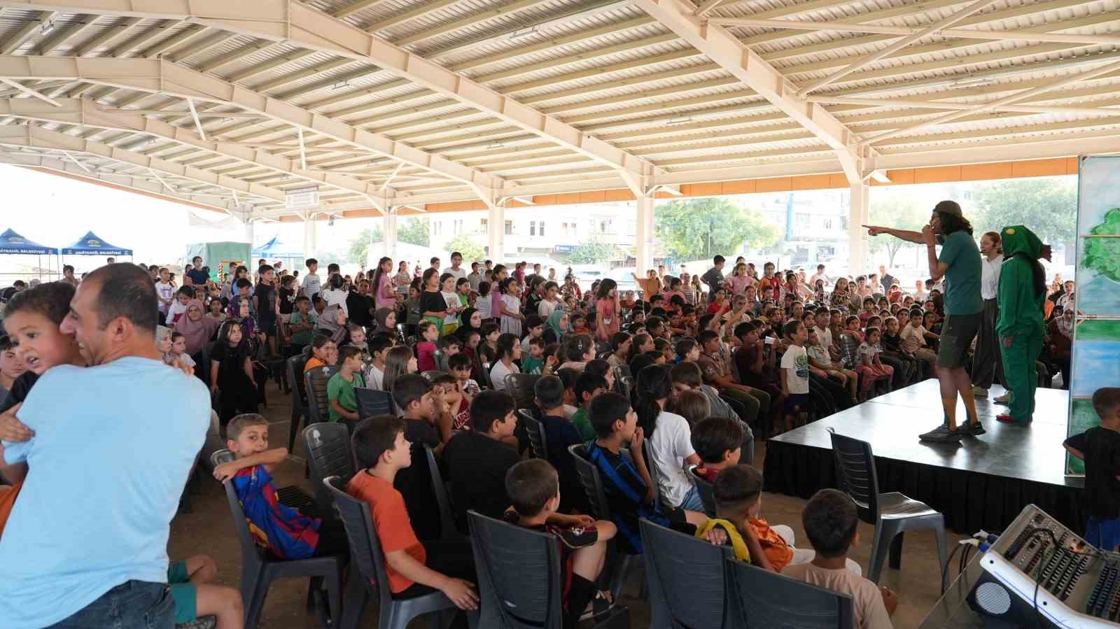 ŞEHİTKAMİL’DE ÇOCUKLARIN NEŞESİ MAHALLELERE TAŞINDI