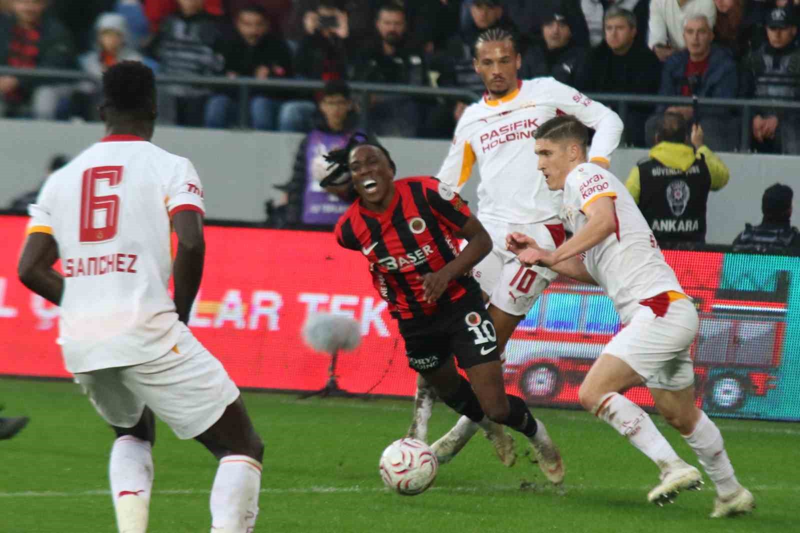 TRENDYOL SÜPER LİG’İN 8. HAFTASINDA GALATASARAY DEPLASMANDA KARŞILAŞTIĞI GENÇLERBİRLİĞİ'Nİ 1-0'LIK SKORLA MAĞLUP ETTİ.