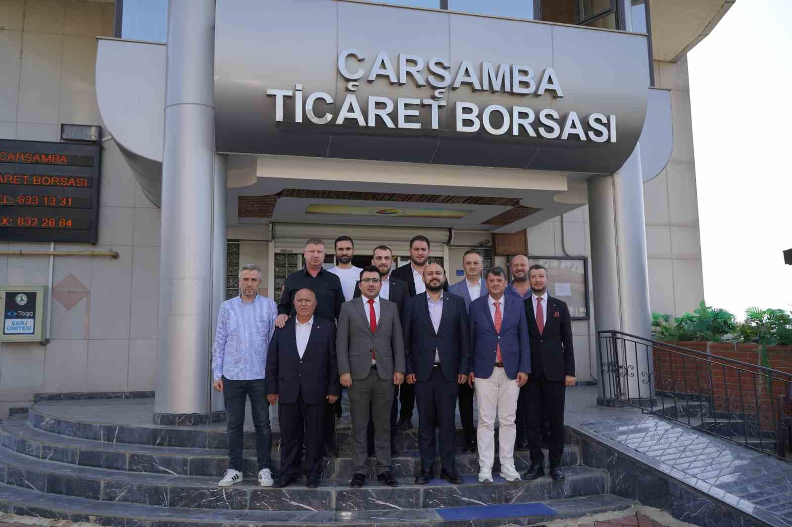 ÇARŞAMBA İLÇE KYK MÜDÜRÜ OKTAY GELMEZ İLE ÇARŞAMBA DENETİMLİ SERBESTLİK MÜDÜRÜ HABİL KANOĞLU VE MÜDÜR YARDIMCISI MURAT KOÇ, ÇARŞAMBA TİCARET BORSASI YÖNETİM KURULU BAŞKANI SELİM YILMAZ VE YENİ DÖNEM MECLİS ÜYELERİNİ ZİYARET ETTİ. GÖRÜŞMELERDE, İLÇENİN EKONOMİK VE SOSYAL GELİŞİMİ İÇİN KURUMLAR ARASI İŞ BİRLİĞİNİN ÖNEMİNE DİKKAT ÇEKİLDİ.