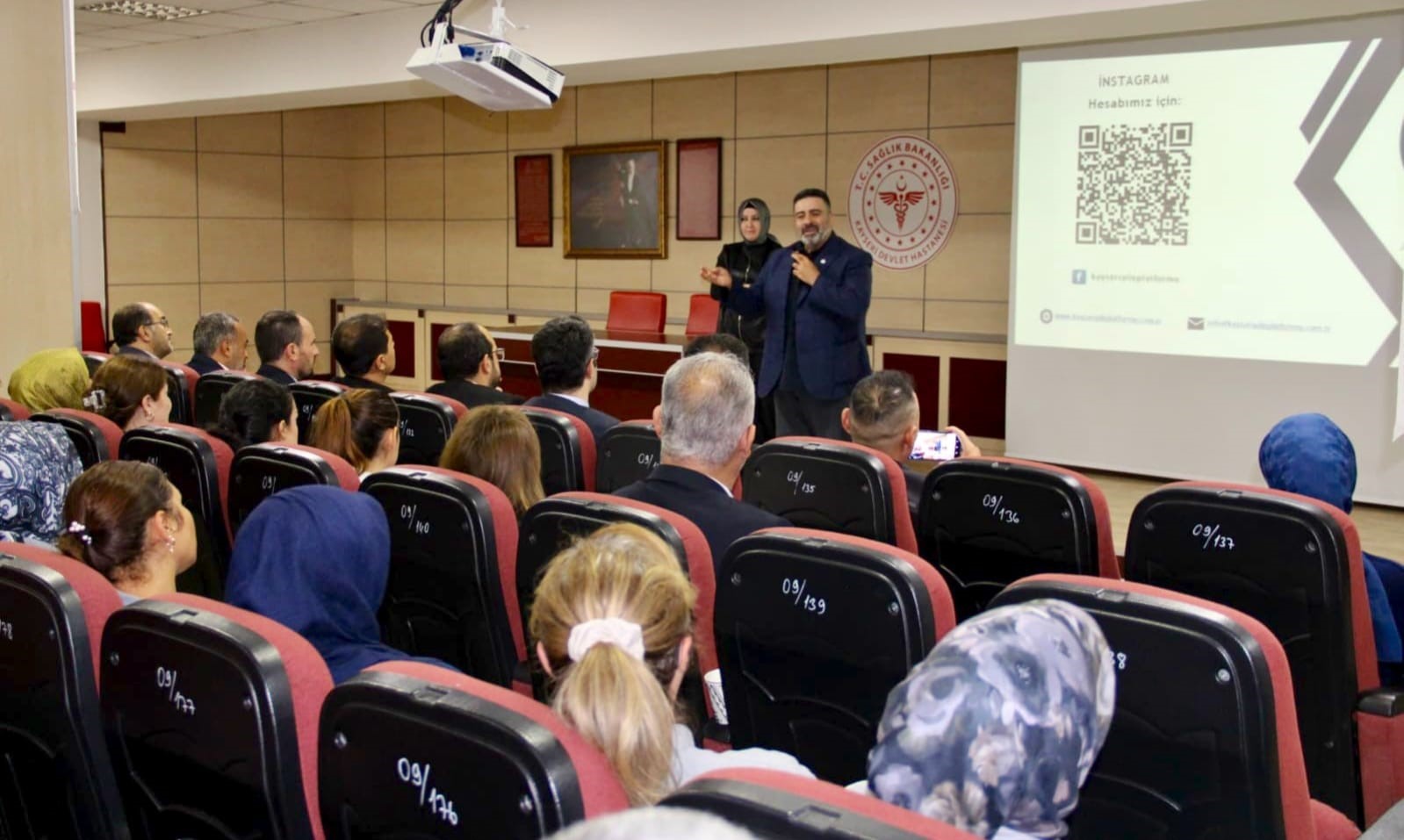 KAYSERİ DEVLET HASTANESİ'NDE KAYSERİ AİLE PLATFORMU DERNEĞİ TARAFINDAN HASTANE PERSONELİNE YÖNELİK 'EVLİLİK EHLİYETİ' KONULU BİLGİLENDİRME PROGRAMI DÜZENLENDİ.