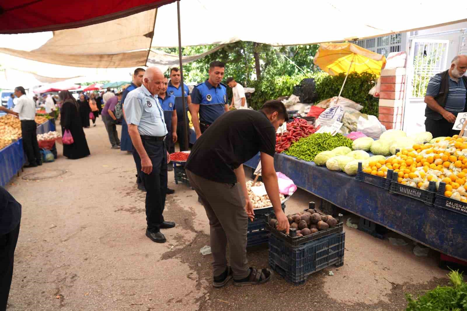 BATTALGAZİ’DE SEMT PAZARLARINA YÖNELİK DENETİMLER SÜRÜYOR
