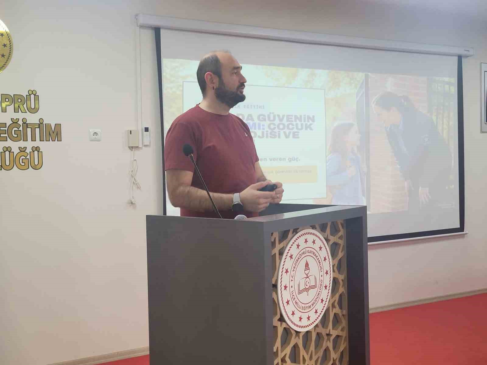 KAPSAMLI EĞİTİM OLDU