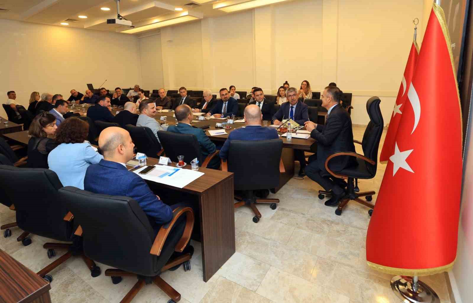 MUĞLA TANITIM VE TURİZM GELİŞTİRME KURULU TOPLANTISI, MUĞLA VALİSİ DR. İDRİS AKBIYIK BAŞKANLIĞINDA GERÇEKLEŞTİRİLDİ.
