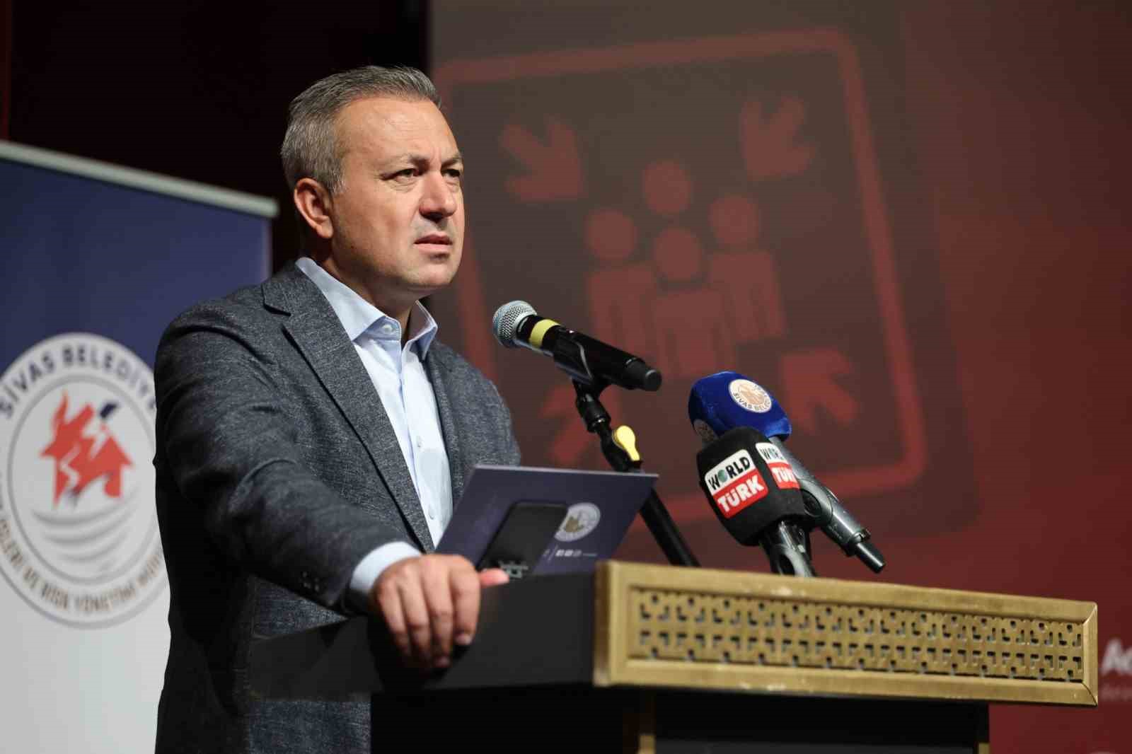 SİVAS BELEDİYE BAŞKANI DR. ADEM UZUN