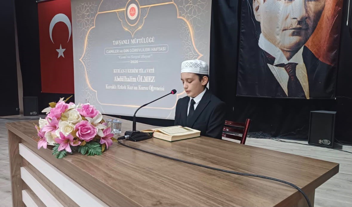 PROGRAM, ABDULHALİM ÖLMEZ'İN KUR'AN-I KERİM TİLAVETİYLE BAŞLADI.
