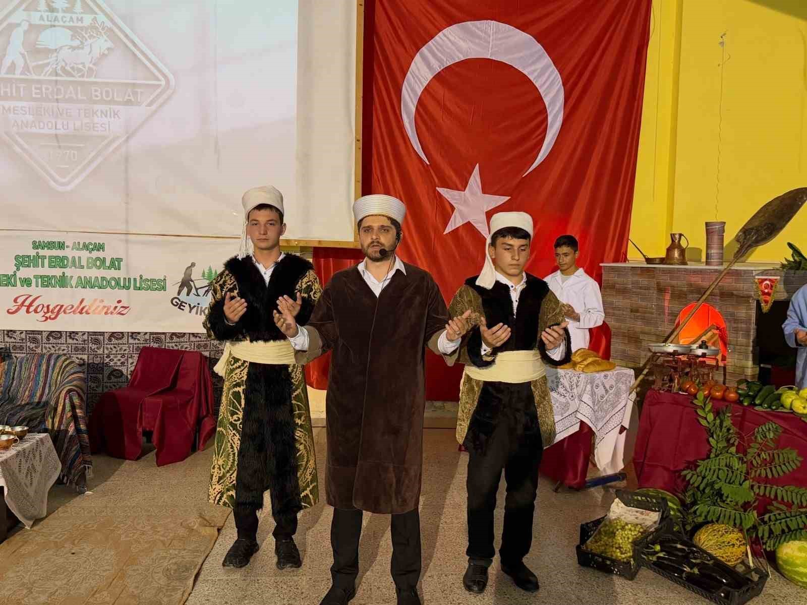 SAMSUN’UN ALAÇAM İLÇESİNDE AHİLİK HAFTASI, DAVUL VE ZURNA EŞLİĞİNDE DÜZENLENEN ETKİNLİKLERLE COŞKUYLA KUTLANDI.