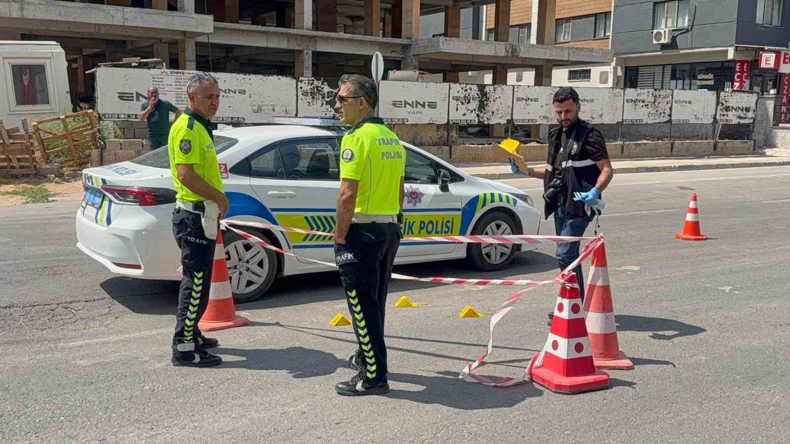 SALDIRIYI GERÇEKLEŞTİRDİĞİ ÖNE SÜRÜLEN ŞÜPHELİNİN YAKALANMASI İÇİN POLİS EKİPLERİ TARAFINDAN ÇALIŞMA BAŞLATILDI.